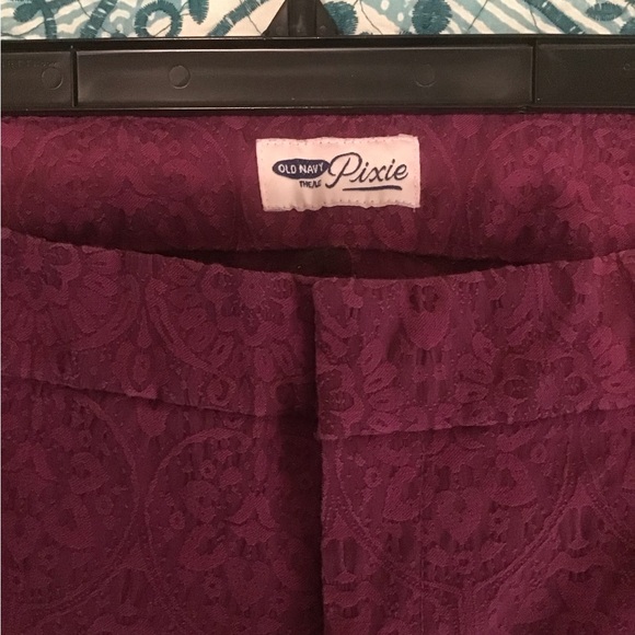 Old Navy Pixie pants - Picture 2 of 3